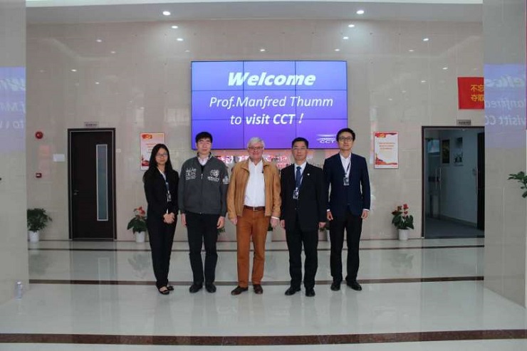 1519461682155644.jpg manfred 2.jpg